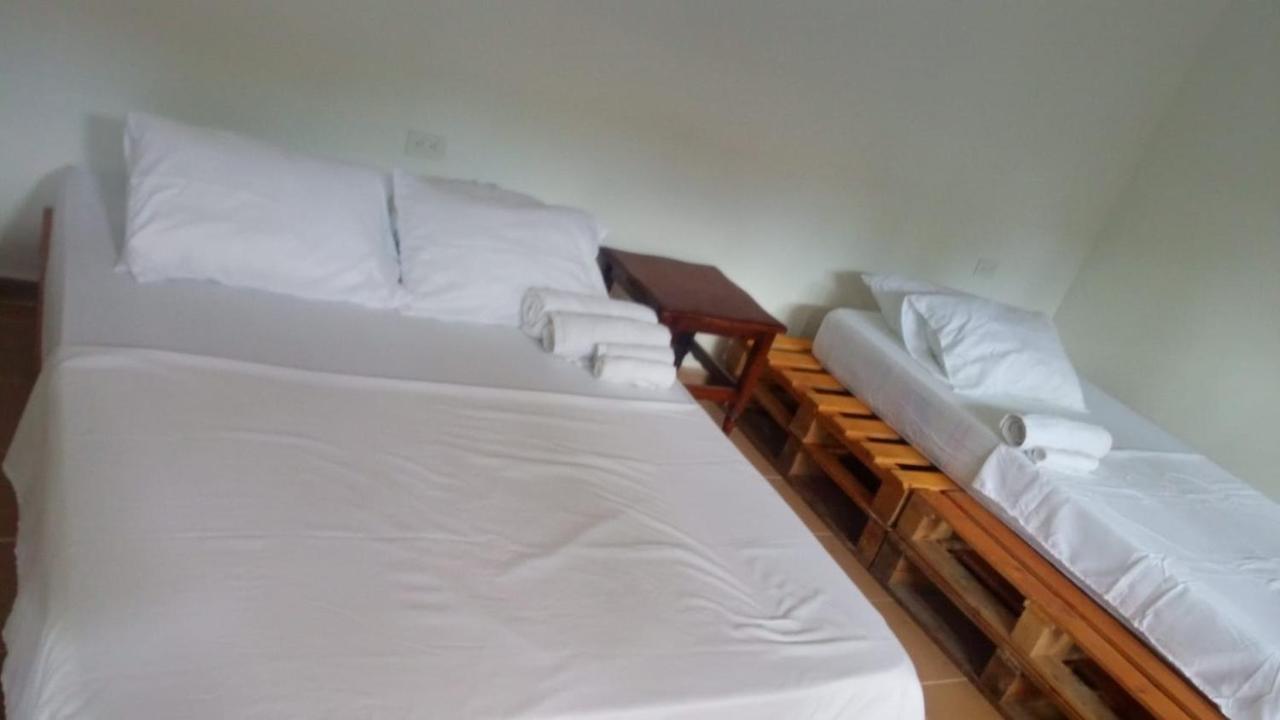 Hostal Hermoso Palomino Esterno foto